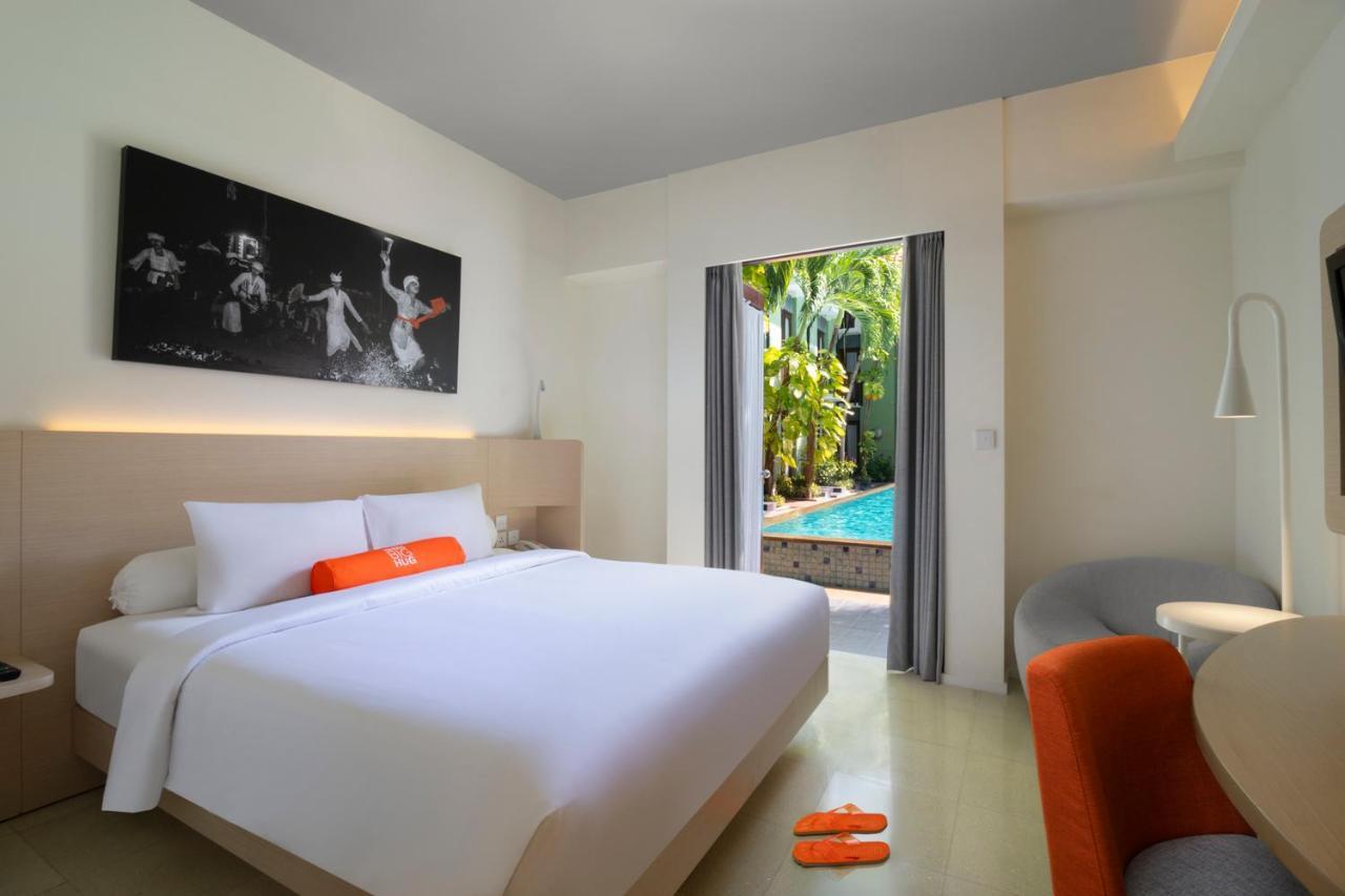 Harris Hotel Kuta Tuban Bali Exterior photo
