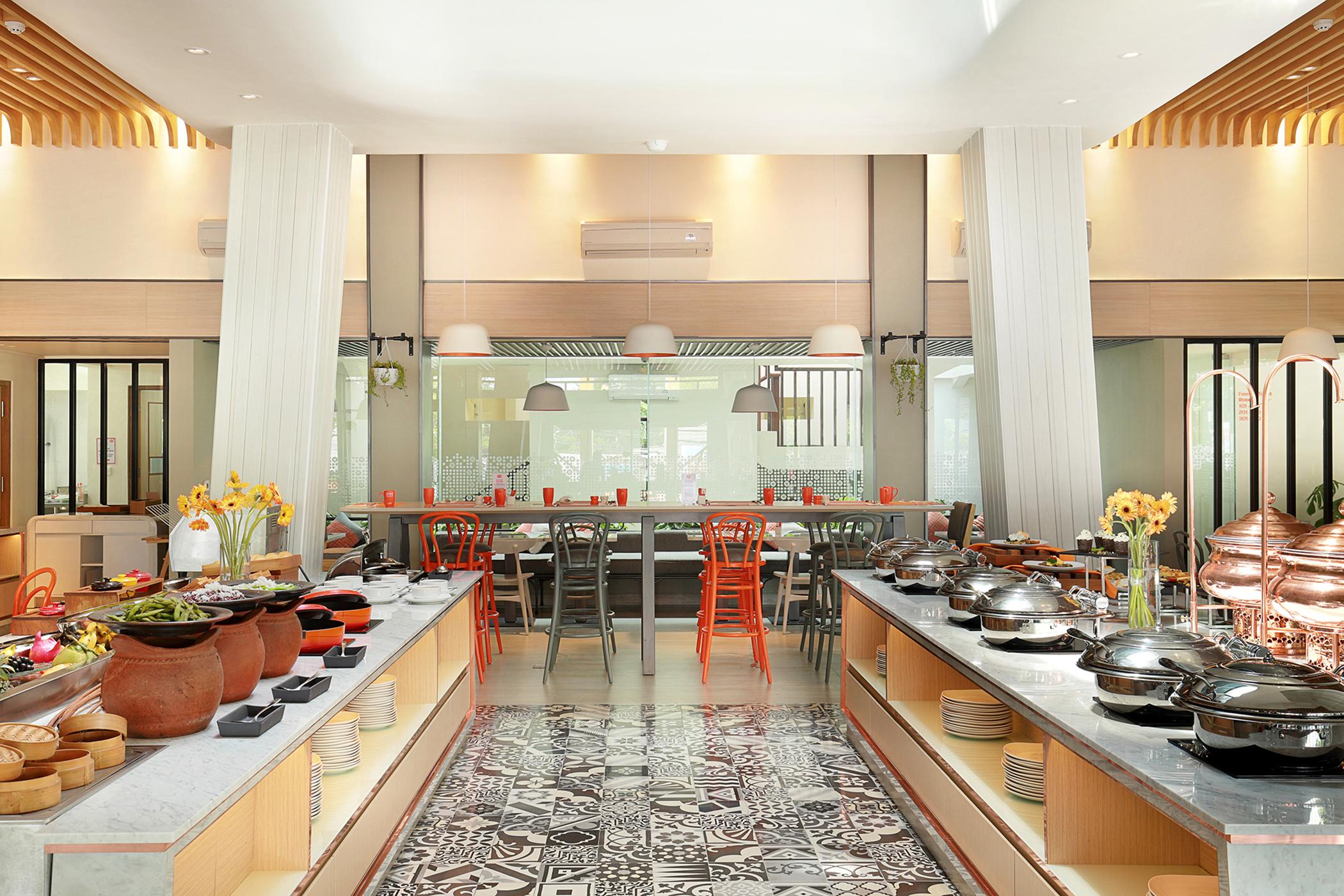 Harris Hotel Kuta Tuban Bali Exterior photo