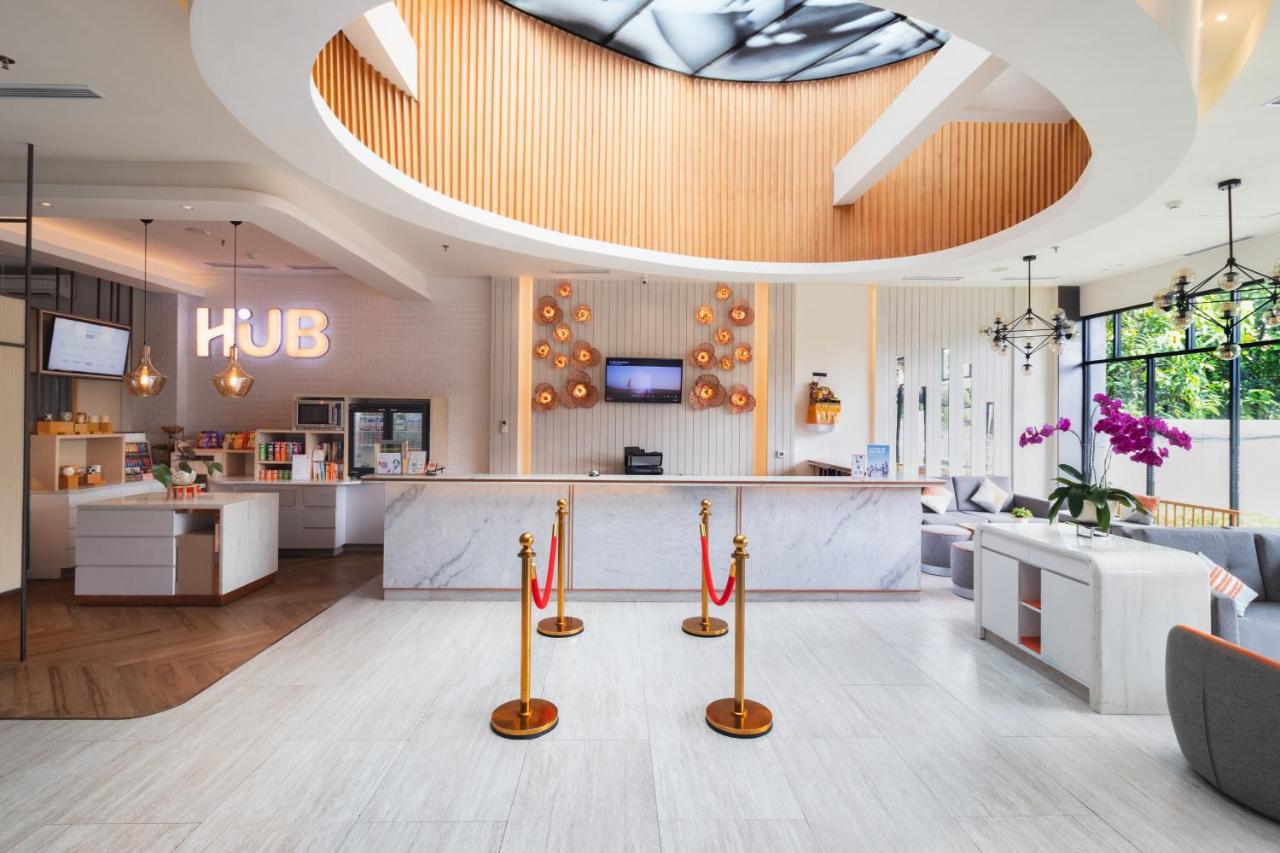 Harris Hotel Kuta Tuban Bali Exterior photo