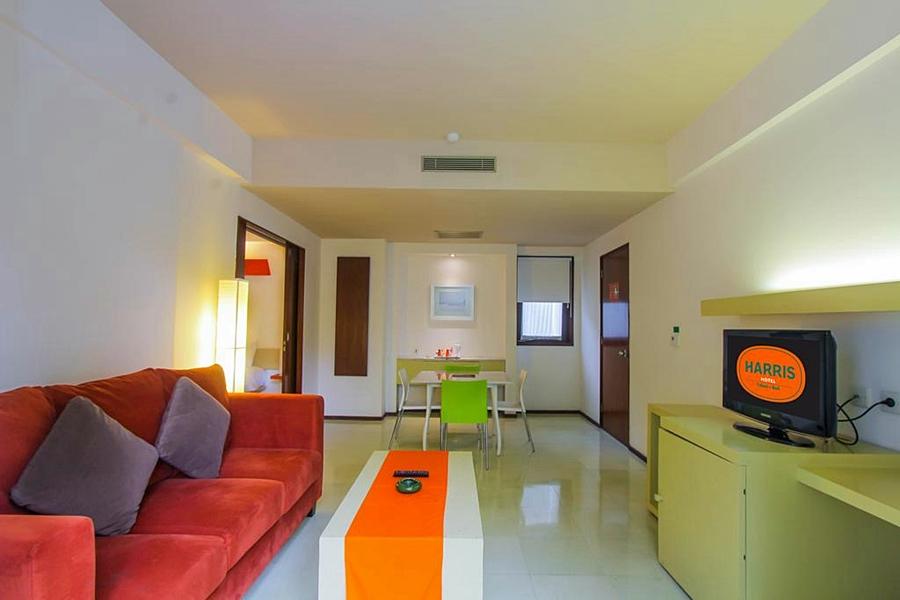 Harris Hotel Kuta Tuban Bali Exterior photo