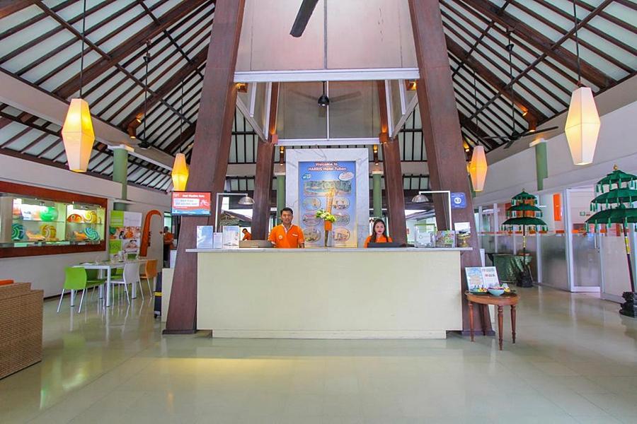 Harris Hotel Kuta Tuban Bali Exterior photo